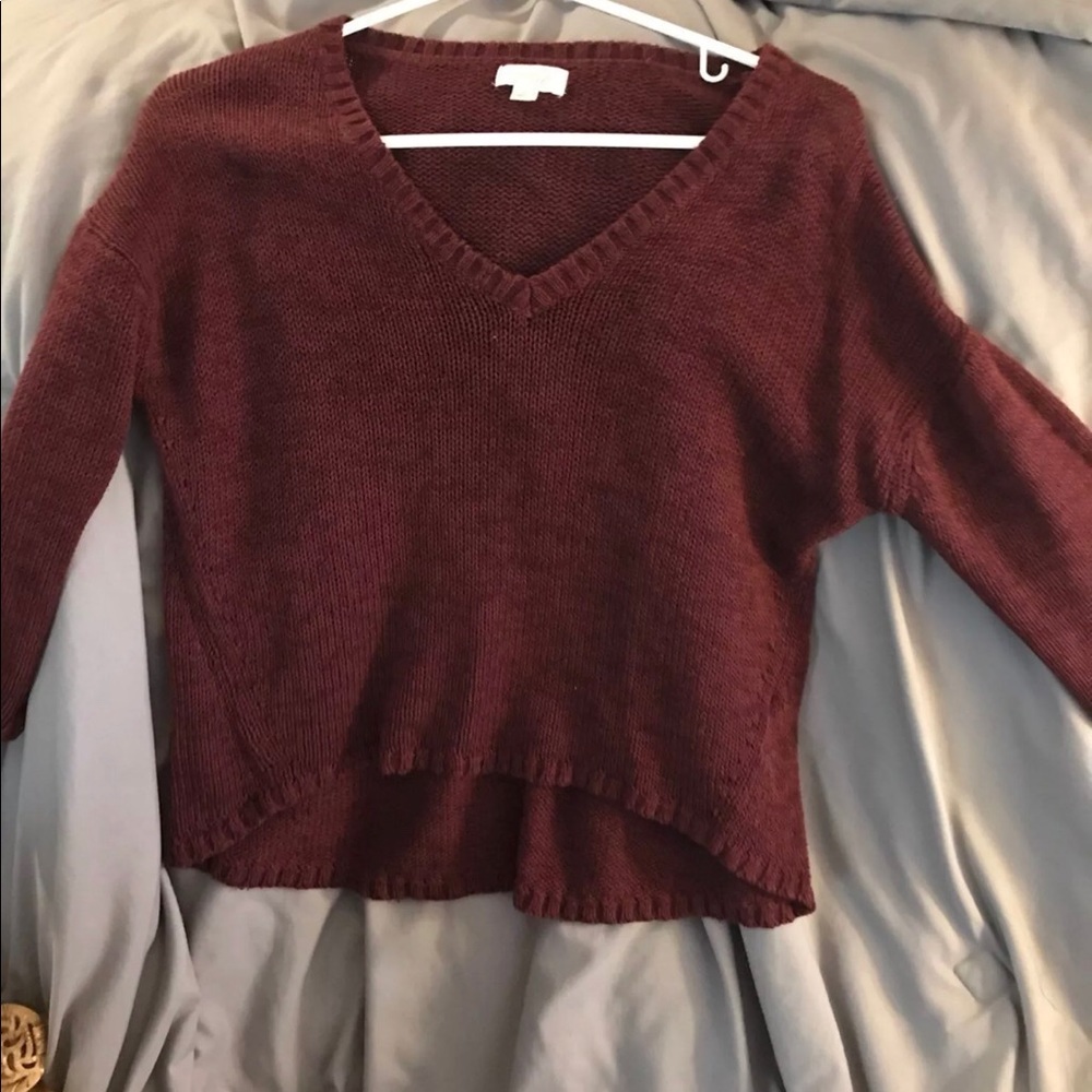 Aerie maroon sweater